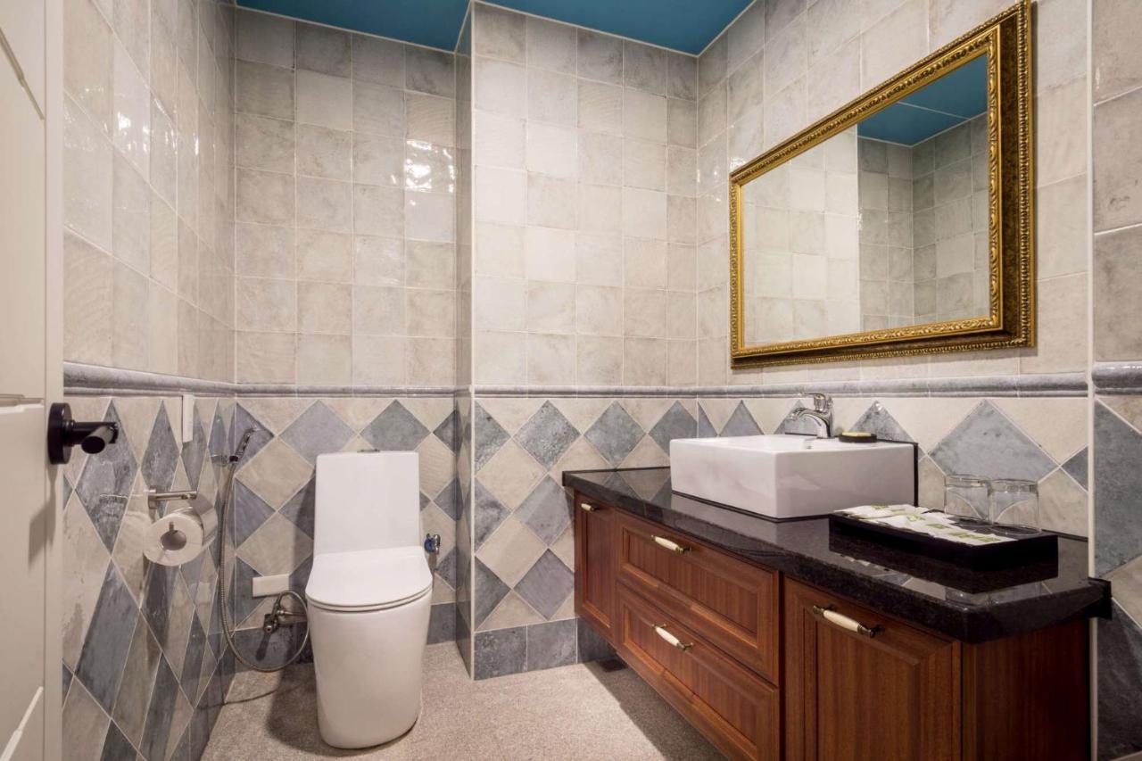 The White Paris Hotell Jiaoxi Eksteriør bilde