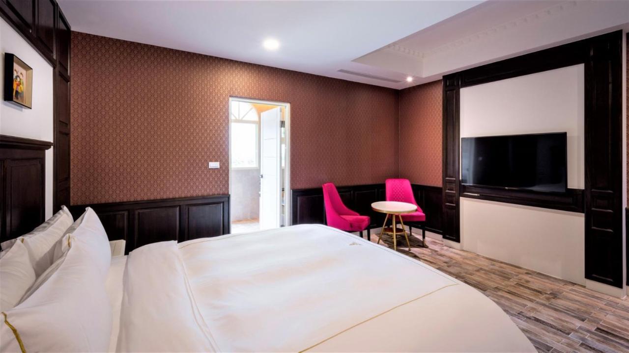 The White Paris Hotell Jiaoxi Eksteriør bilde